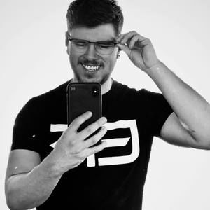 Meet your Posher, Eduardo